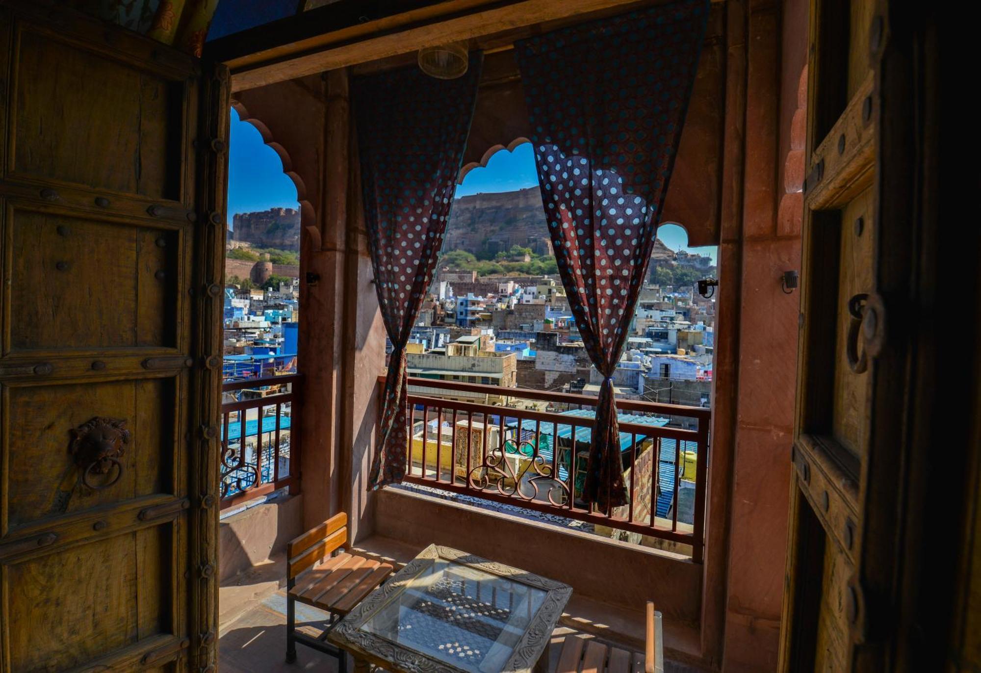 Отель Castle View Haveli Джодхпур Экстерьер фото